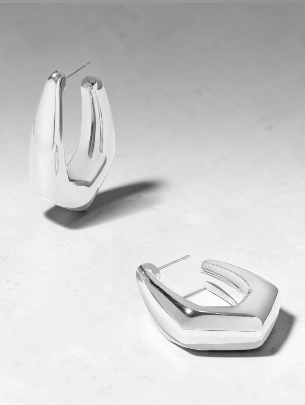 Kendra Scott Kaia Silver Hoop Earrings